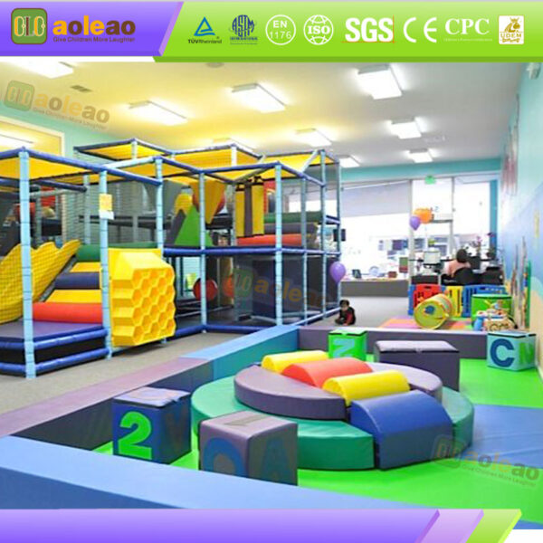 Indoor Toddler Soft Play Foam Equipment with Slides
