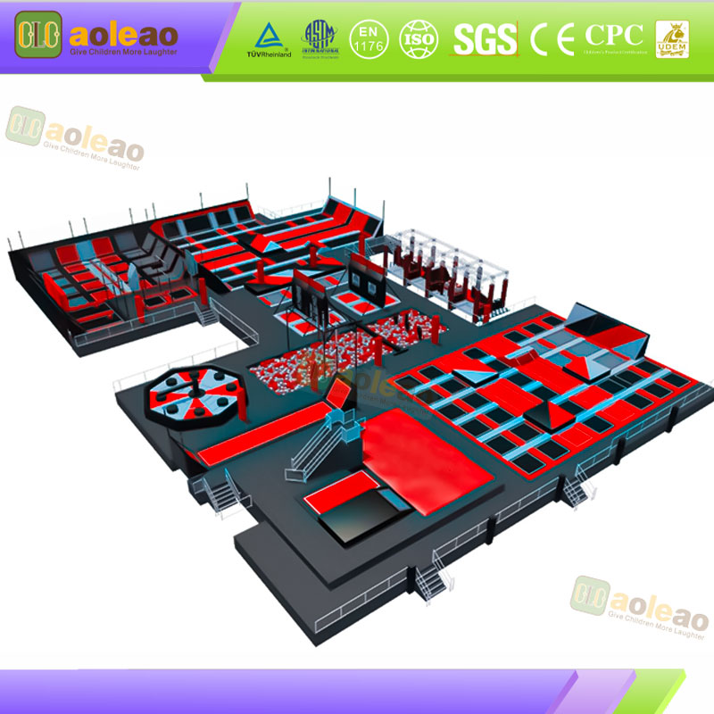 Équipement du Red Trampoline Park avec parcours ninja et fosse à mousse